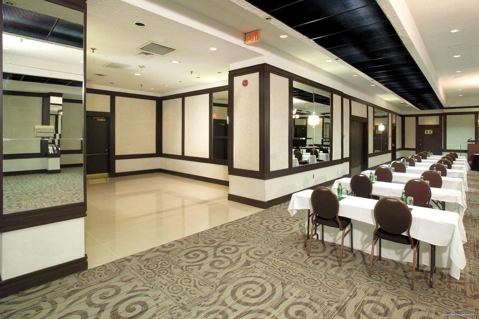 Best Western Primrose Hotel Downtown Τορόντο Επιχειρήσεις φωτογραφία